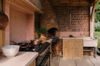 Range & oven